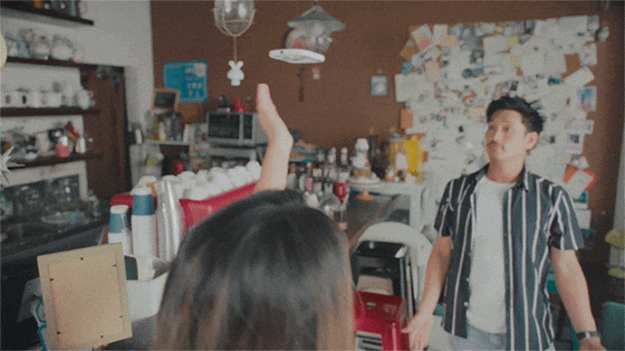 片手ジェスチャで簡単操作! AI搭載・手のひらから飛ぶ、あなただけの飛行カメラ