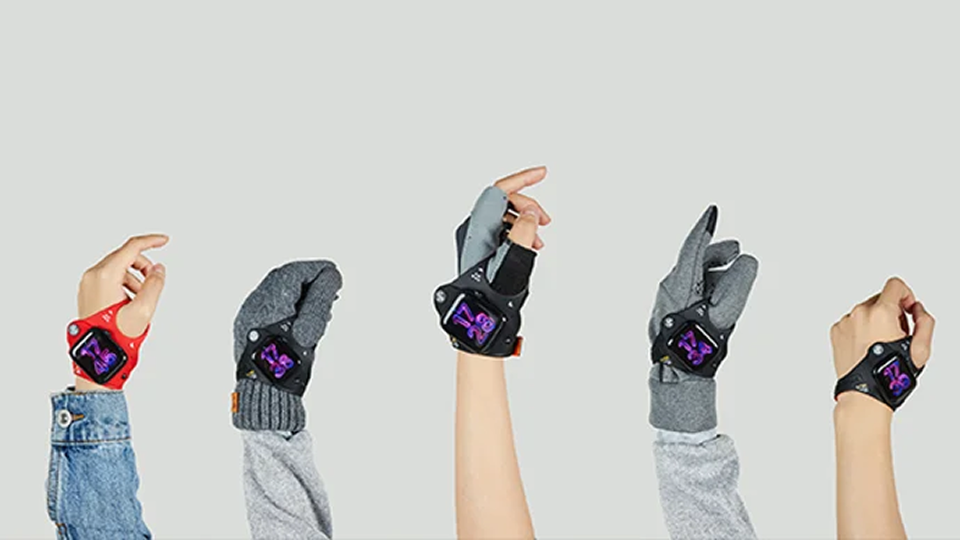 手首を返さずに、サッと確認できる！進化した人間工学バンドで動きやすさを実感！